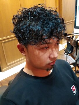 アフロ(AFRO) ツイストスパイラルパーマ