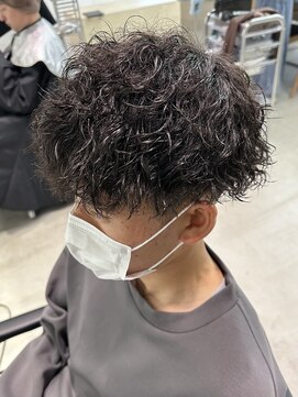 フィフス 天神大名(fifth) ツイストスパイラルパーマメンズマッシュパーマツーブロック眉毛