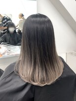 アライブ キチジョウジ(ALIVE Kichijoji)&nbsp;地毛から繋がるミルクティーベージュグラデーションカラー