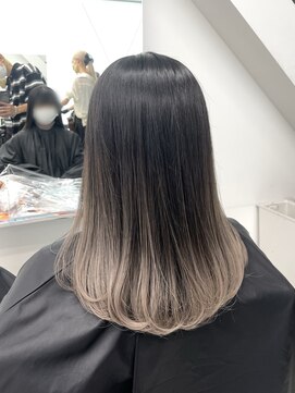 アライブ キチジョウジ(ALIVE Kichijoji) 地毛から繋がるミルクティーベージュグラデーションカラー