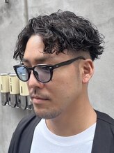 《どんな服装にも合わせやすいトレンドヘアを》オシャレを楽しみたい方に人気なMENS COCOのパーマスタイル*
