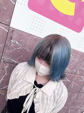 ヘアサロン アウラ(hair salon aura) ルーツカラー水色カラー