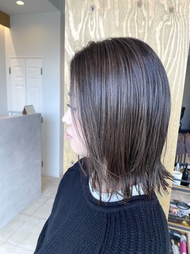 ヨーロー(YOLO) 透明感ハイライト