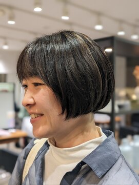 ケーオーエスビューティー(K O S beauty) パツッっとミニボブ！