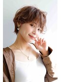 無造作に動く浮遊感・柔らかフラッフィーショート