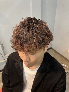 ロア ファーストクラス(LORE.first class) 波巻きパーマ