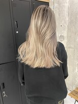 ルーフアクト(LUFE act)&nbsp;ホワイトベージュバレイヤージュ