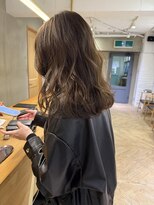 ローレン(LOREN)&nbsp;透明感髪質改善ベージュダブルカラーミルクティーグレージュ