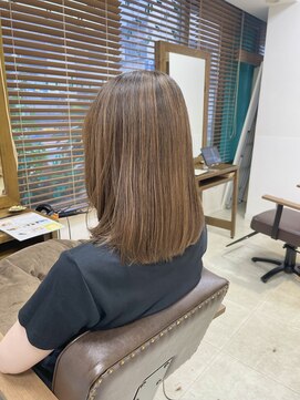 フラココ 荻窪店(hurakoko trico) 30代/白髪ぼかし/脱白髪染め/ウィービング/ハイライト