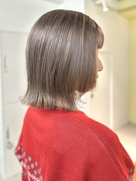 ロジェ(loje) 20代30代40代 ミルクティーグレージュ/ミディアムレイヤーカット