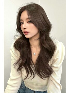 ランズ アネックス 梅田(LANDS ANNEX) くびれヘアカーテンバングでレイヤーカット 【大阪 梅田】