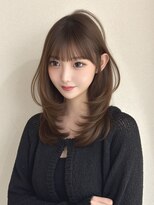 マウル 栄(MAEUL)&nbsp;レイヤーカット／ワンホンレイヤー/面長／ハッシュカット