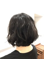 ハロ 蕨(HALO)&nbsp;【エアーウェーブ】前下がりボブ