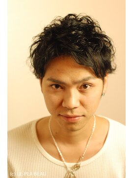 キリエ 豊川稲荷口店(KYLiE) メンズパーマスタイル/アッシュブラック/前髪パーマ20代30代40代