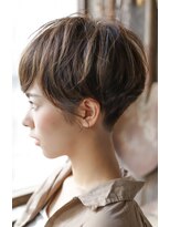 カライングドゥ(ing deux)&nbsp;大人可愛い20代30代40代黒髪前下がりショートボブ丸みショート◎
