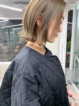 ヌード(nude) nude仲井【ハイライト】&アッシュベージュ/【切りっぱなしボブ】