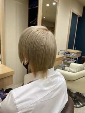ヘアサロンアンドヘアメイクディー(hair salon hair make D) メンズ/グレージュ/グレイ/ニュアンスマッシュ/ウルフ/前下がり