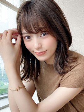 シルクレイ 新宿店(Silk-lei) 大人可愛いショコラアッシュ/外ハネくびれミディ/新宿20代30代