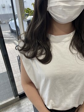 サロンド ベレーザ トータ(salao de beleza tota) グレージュ　(ブリーチ必須)