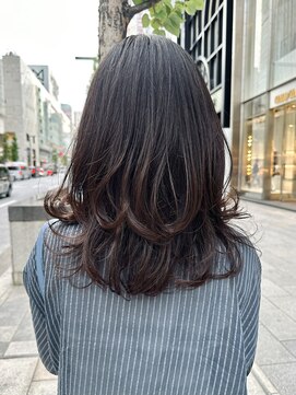 ビュートリアム265(BEAUTRIUM 265) ミディアムレイヤー/レイヤーカット/銀座/くびれヘア/アッシュ