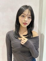 レア 中野(Le'a)&nbsp;【Le'a】暗髪　ストレート　レイヤー