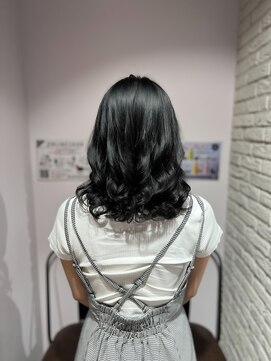 リーオオサカ(Lee Osaka) 【モモカ】コテ巻き風パーマ