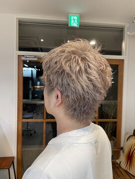 リット(lit.) ブルーブラック/スペインカール/スパイキーショート/守谷