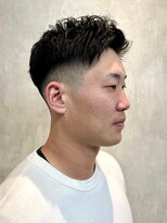 インフィニィト ネオ(INFINITO NEO) フェードをとりいれたショートスタイル