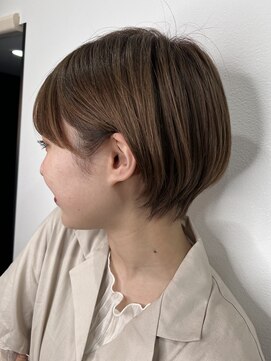 ウィローズ(WILLOW'S) 大人可愛い20代30代40代黒髪前下がりショートボブ丸みショート◎