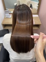 リズ(Liz)&nbsp;【Lizutotalbeauty】髪質改善プレミアムストレートエステ