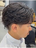 センターパート毛流れフェザーパーマショートパーマニュアンス