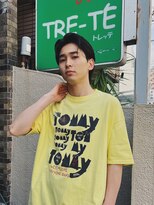 ヒュージ 三軒茶屋(huge) フェザーショート/センターパート/センターパート