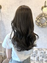 ディーヴァヘアーエズ(DIVA hair Eze) 透明感グレージュ×レイヤーカット/ブリーチありカラー/20代