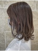 ベージュ×グレー
