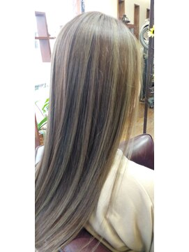ヘアー シュシュ(Hair chouchou) 《Hair chouchou》ナチュラルハイライトストレート