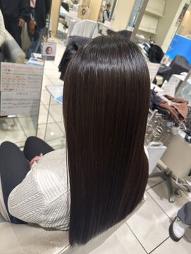 トレ(tre.) 艶髪【甲子園口/髪質改善】