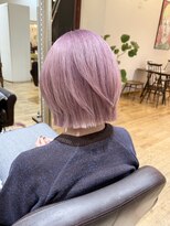 ルッツ(Lutz. hair design) 1/14 Layer bob × pink color【千代田彩夏】