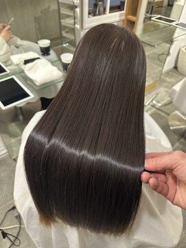 コークス 原宿 表参道(COKETH) 縮毛矯正　髪質改善 原宿　艶髪