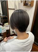 20代30代40代50代黒髪小顔マニッシュ前上がりコンパクトショート