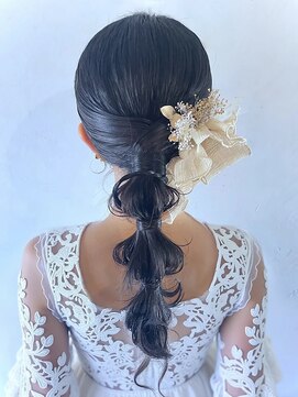 タクミ(Takumi) フォトウエディングにぴったり！大人可愛い玉ねぎポニースタイル