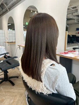 ラヴィズム(LUVISM) 顔周りレイヤー/ダブルカラー/髪質改善/ケアブリーチ万代新潟駅