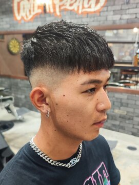 スリーセント 栄(3/cent) クロップ/スキンフェード/フェードカット