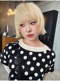 A line bob　×　blond