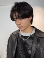 トリッカ シブヤ(TRICCA SHIBUYA)&nbsp;メンズカットパーマニュアンスセンターパートシースルーマッシュ