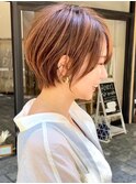 【30代/40代/50代】ほんのり暖色カラー/丸みショート/小顔
