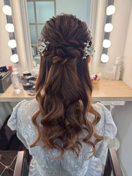 ヘアメイクアンドフォトスタジオ ベストシーン 有楽町 東京交通会館 ハーフアップ