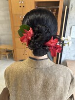 ウェウェ(wewe)&nbsp;生花アレンジ/ヘアアレンジ/タイトアレンジ