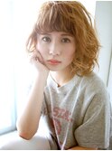 ほつれウェーブ耳かけボブ
