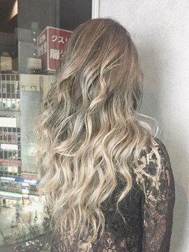 ヘアサロンエム 渋谷店(HAIR SALON M) 外ハネボブ/アッシュブラウン/ネオウルフ/デザインカラー