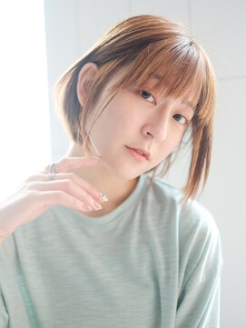 アルバム 銀座(ALBUM GINZA) ストレートボブ_耳かけウェーブパーマフォギーベージュ_7655